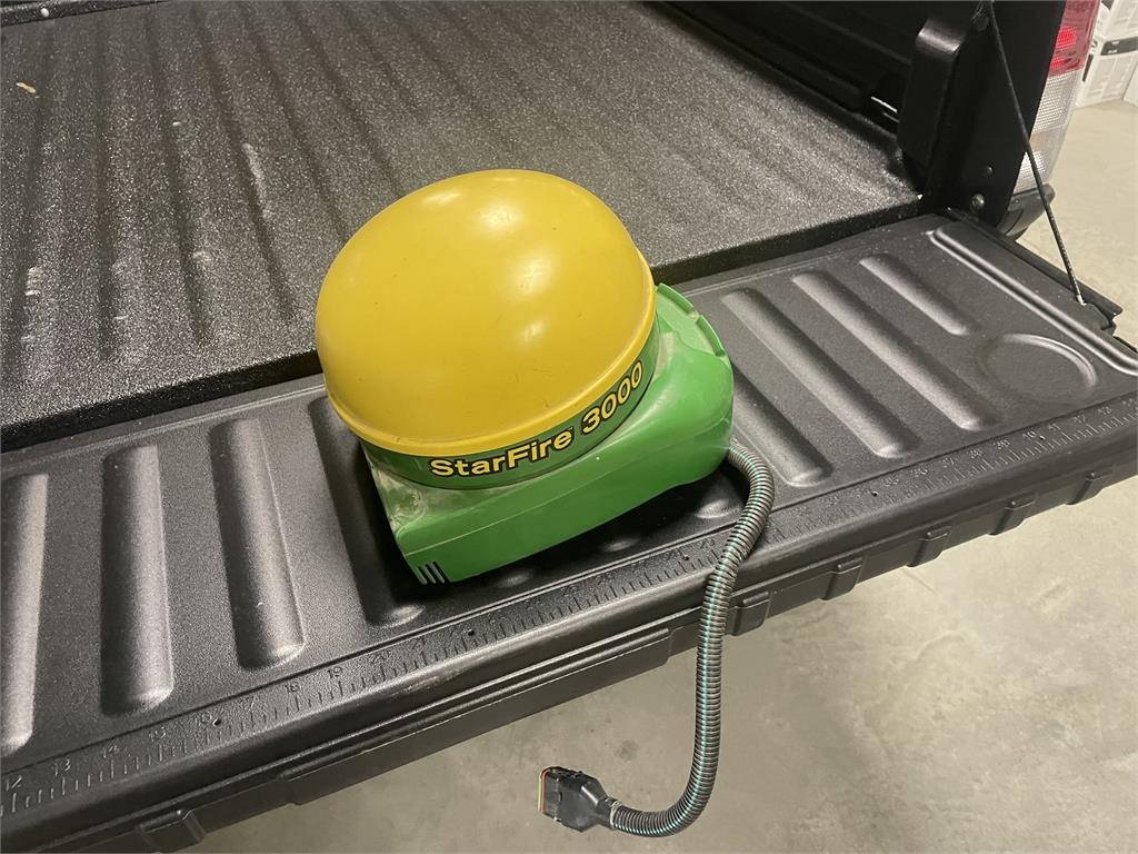 John Deere 3000