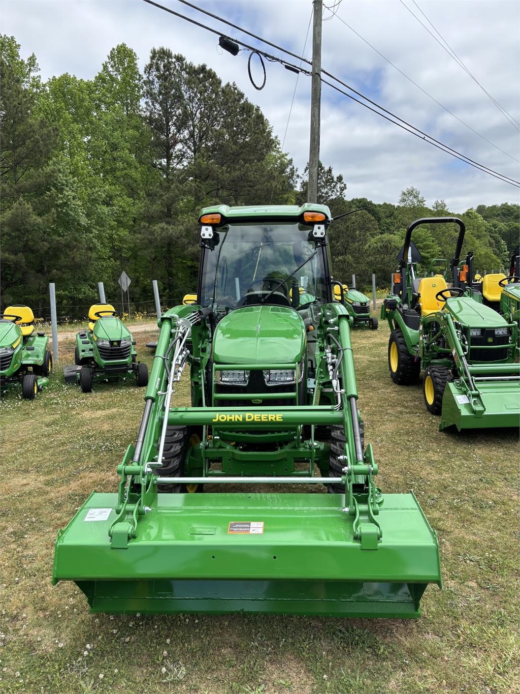 Tracteur agricole John Deere 3046R — occasion 2026, 1 h