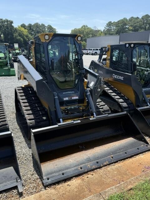 John Deere 331 P