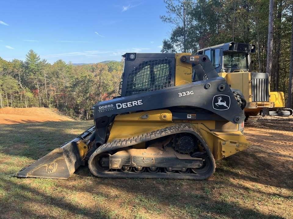 John Deere 333G