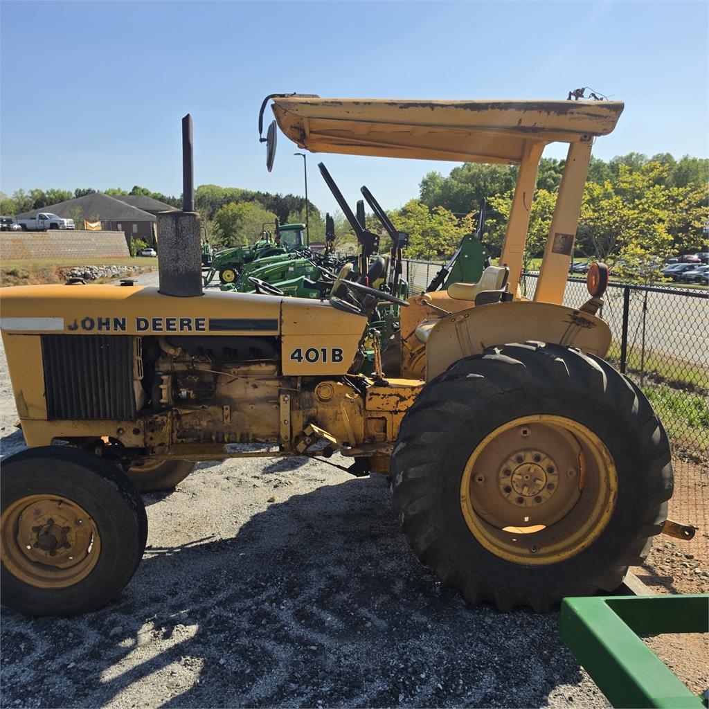 John Deere 401B