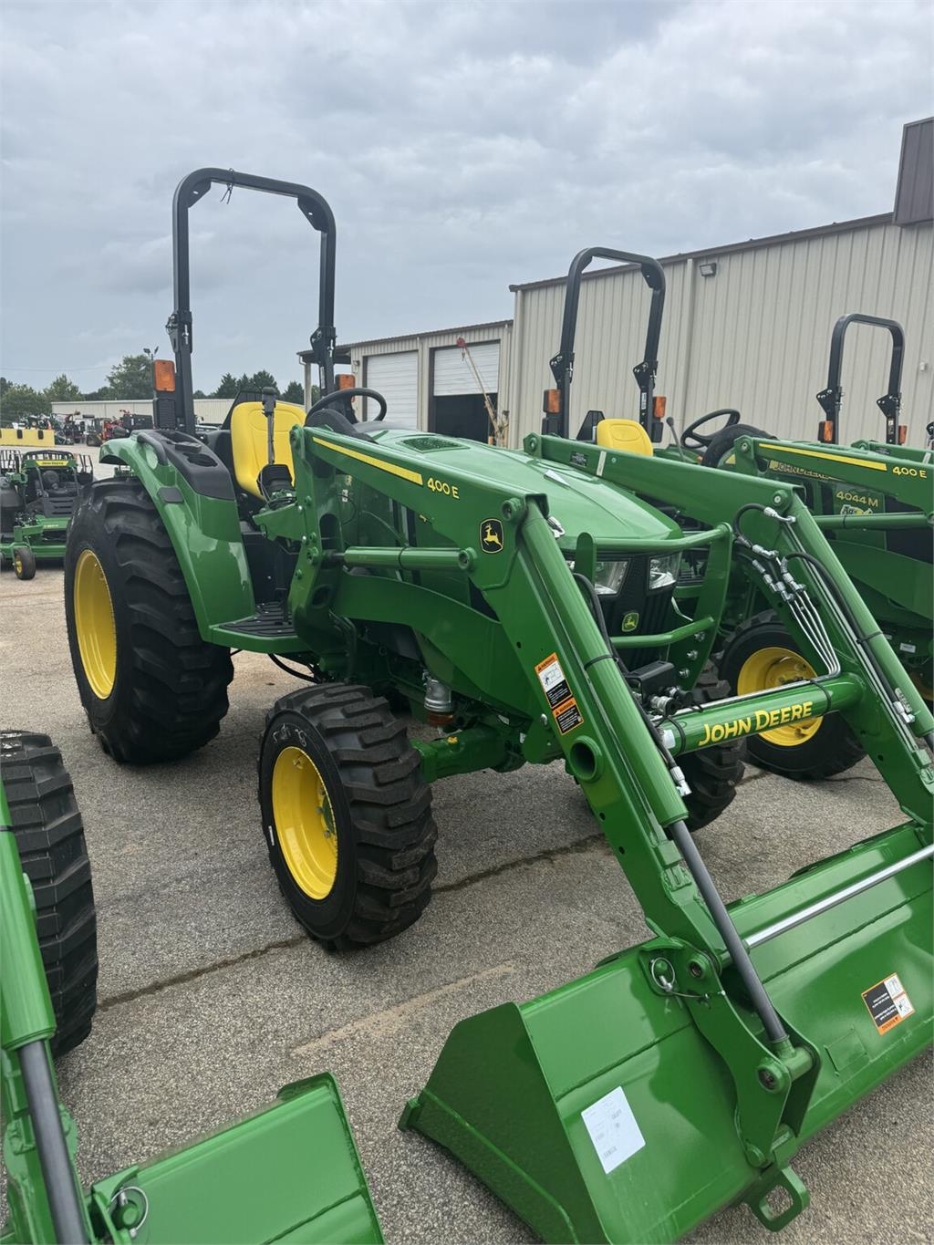 Tracteur agricole John Deere 4052M — occasion 2025, 1 h