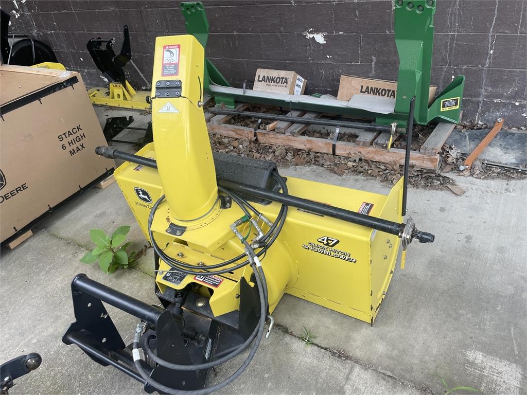 John Deere 47