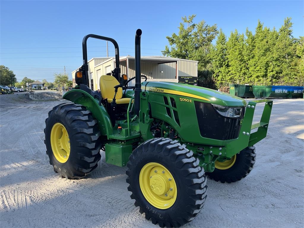 Tracteur agricole John Deere 5050E — occasion 2026, 11 h