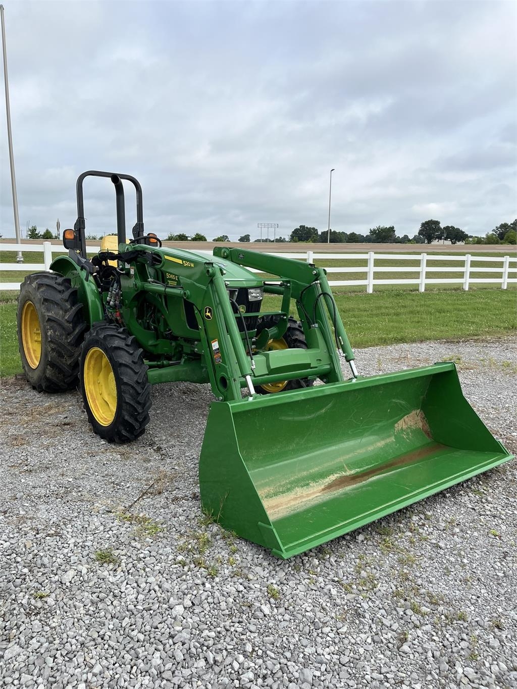 Tracteur agricole John Deere 5065E — occasion 2022, 200 h