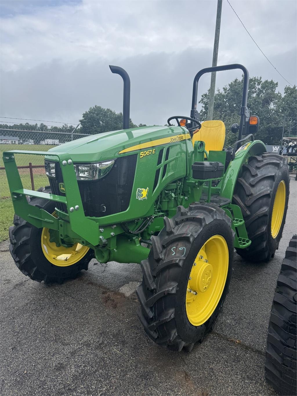 Tracteur agricole John Deere 5067E — occasion 2026, 1 h