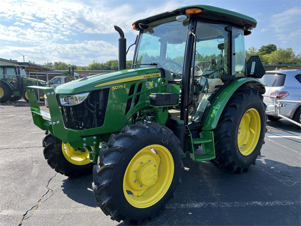 Tracteur agricole John Deere 5075E — occasion 2025, 1 h
