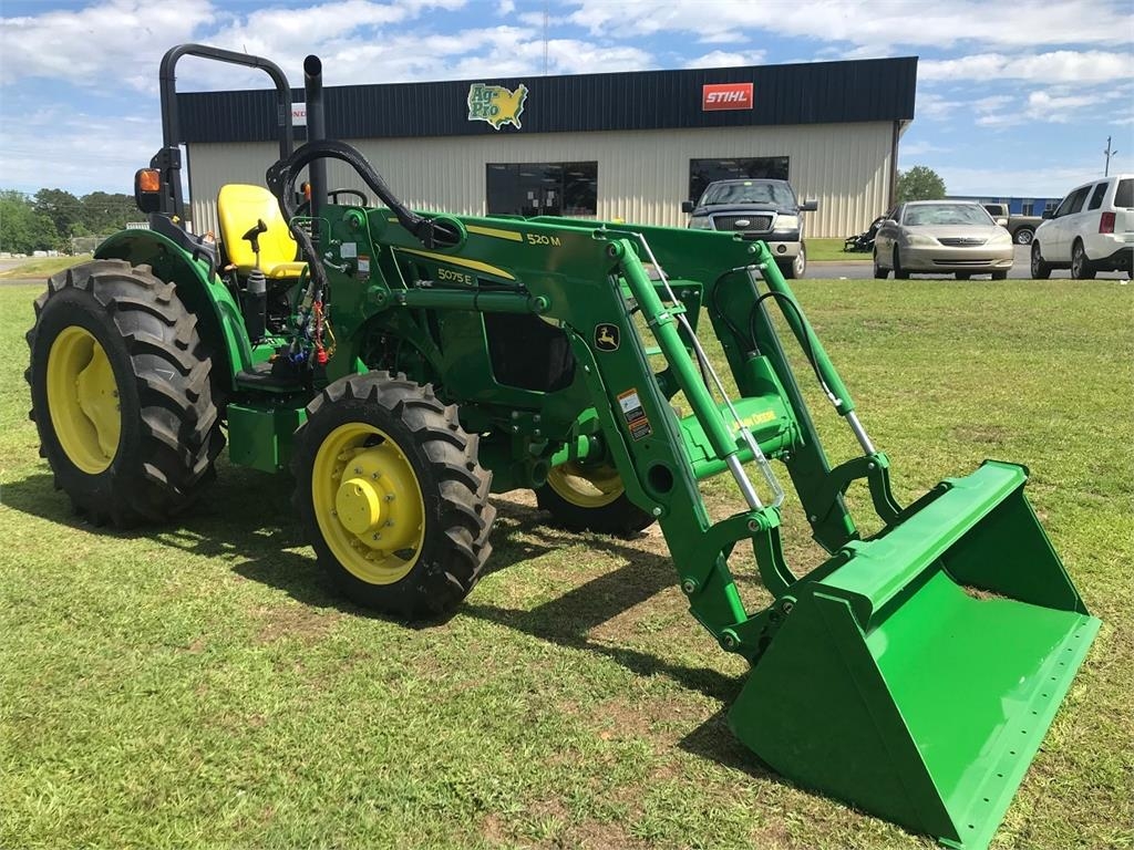 Tracteur agricole John Deere 5075E — occasion 2025, 1 h