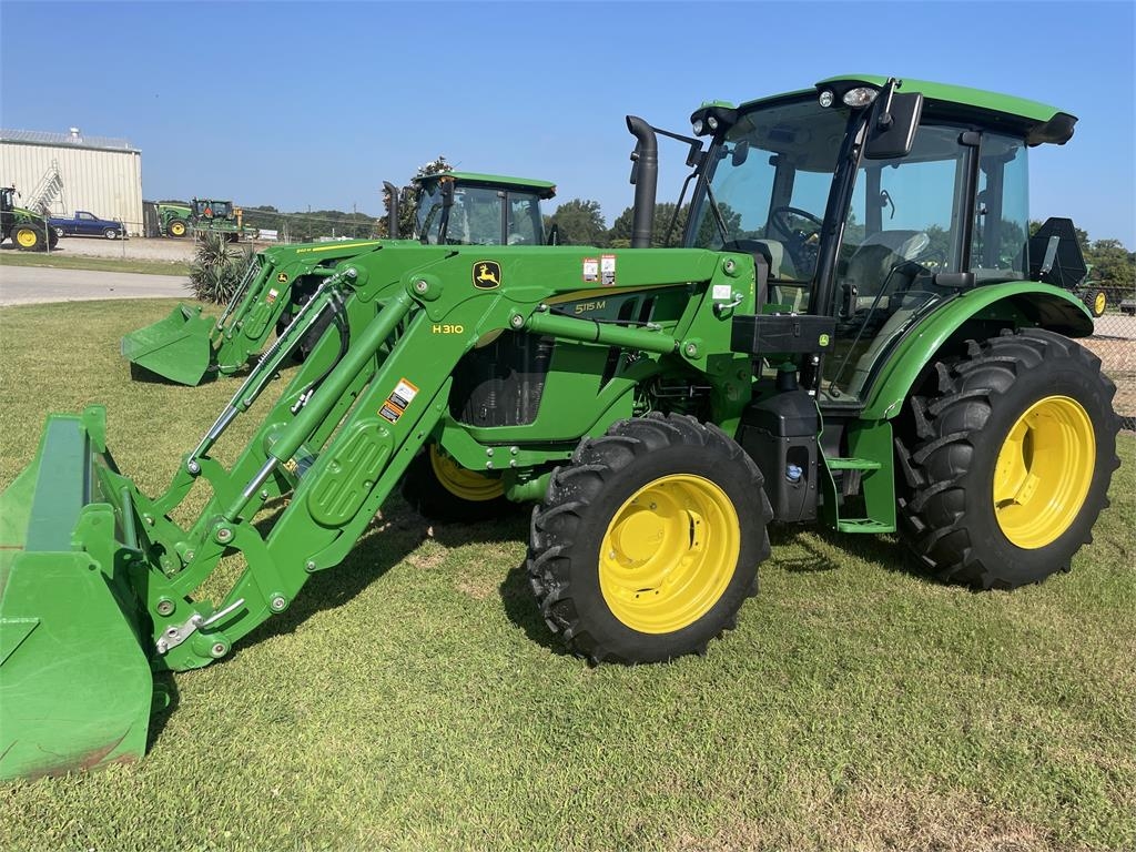 John Deere 5115M