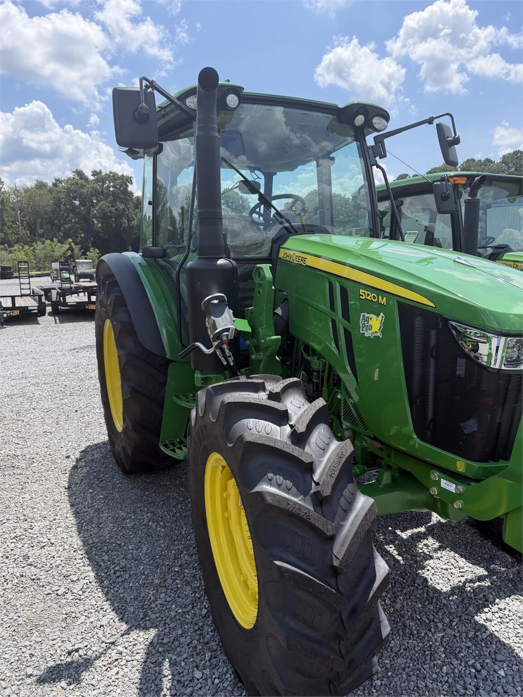 John Deere 5120M