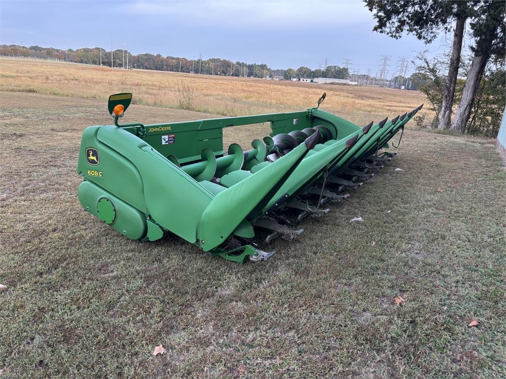 Barre de coupe John Deere 608C — occasion 2010