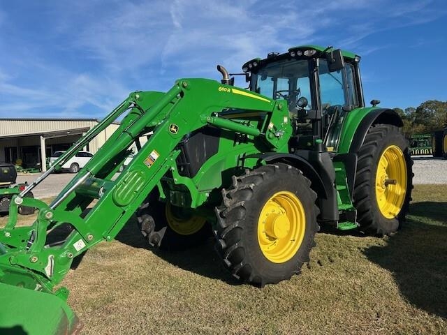 John Deere 6175M