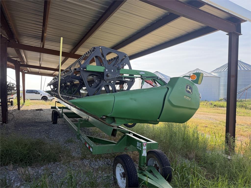 Barre de coupe John Deere 635D — occasion 2015