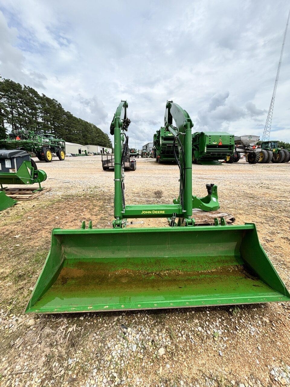 John Deere 660R