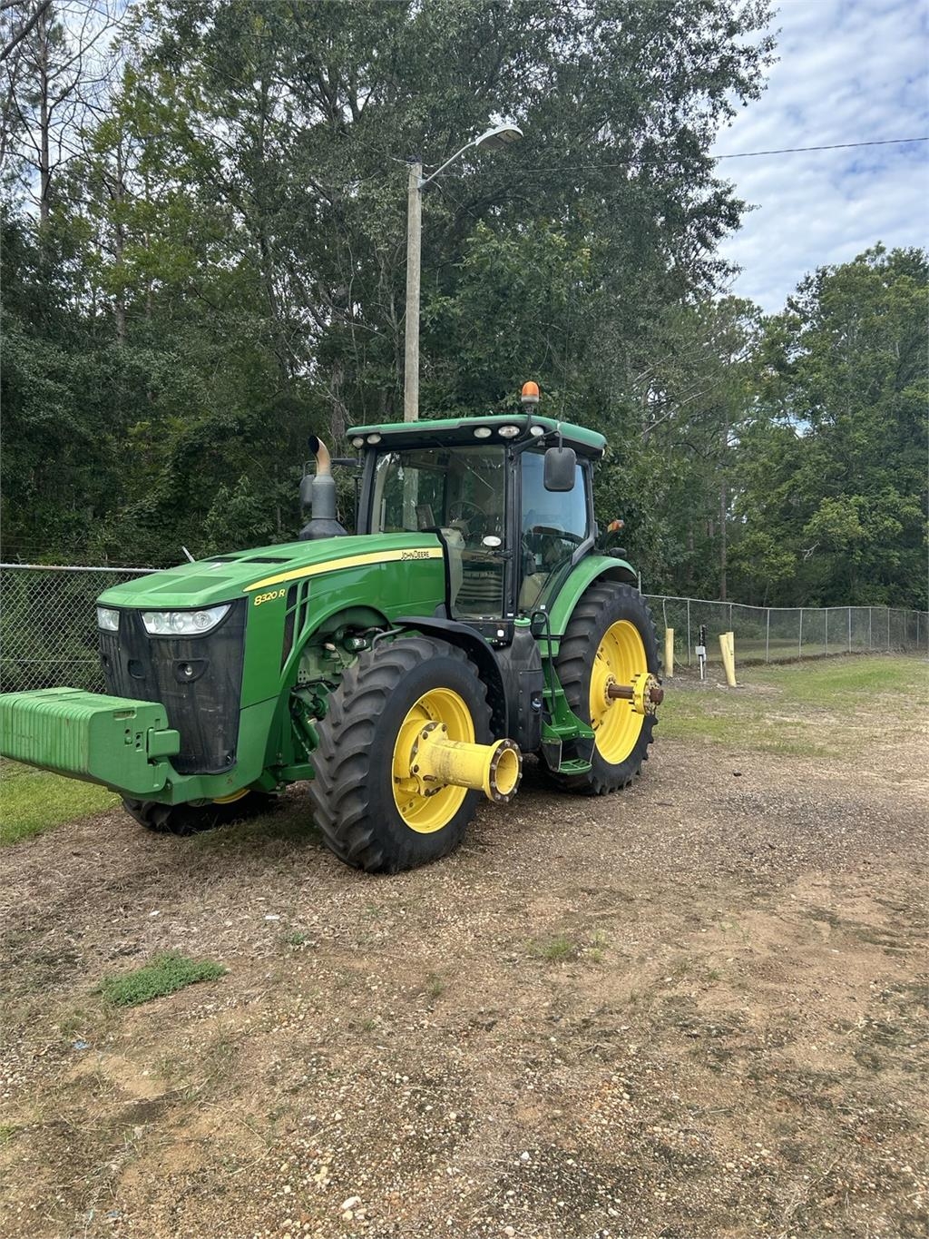 John Deere 8320R