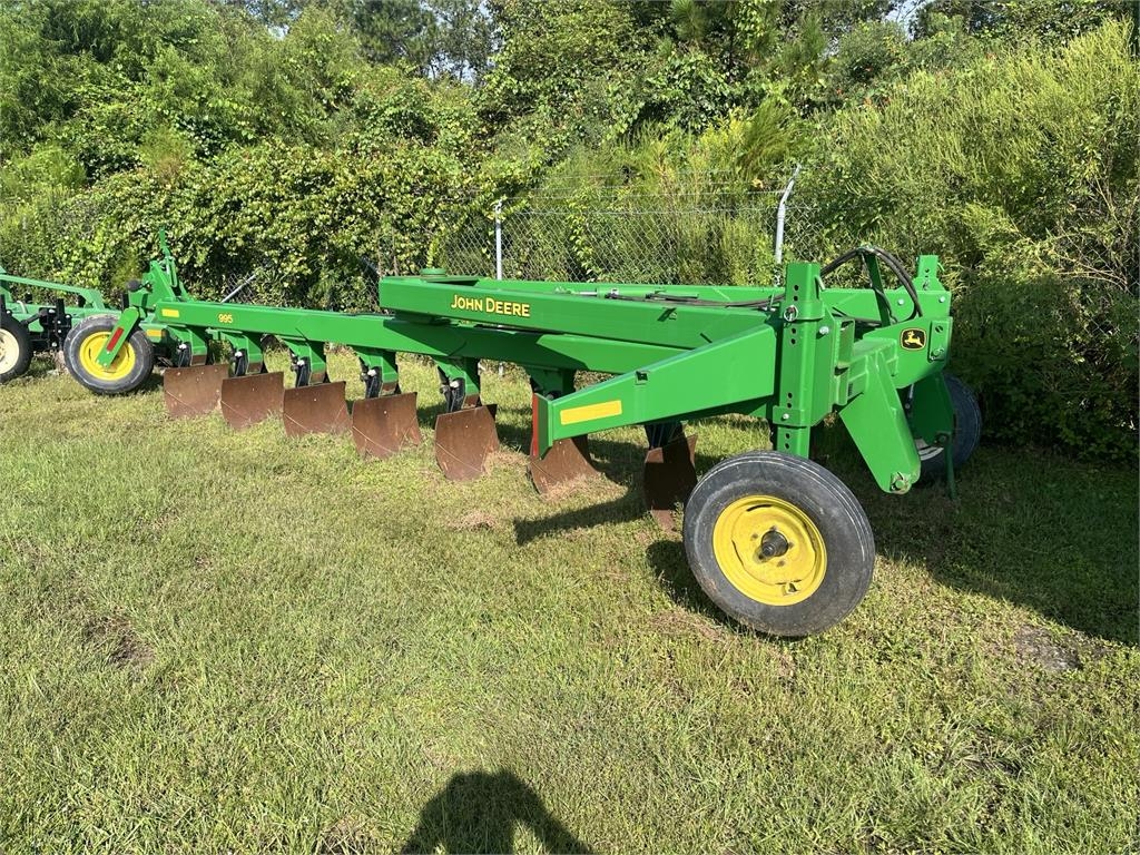 Charrue John Deere 995 — occasion 2024