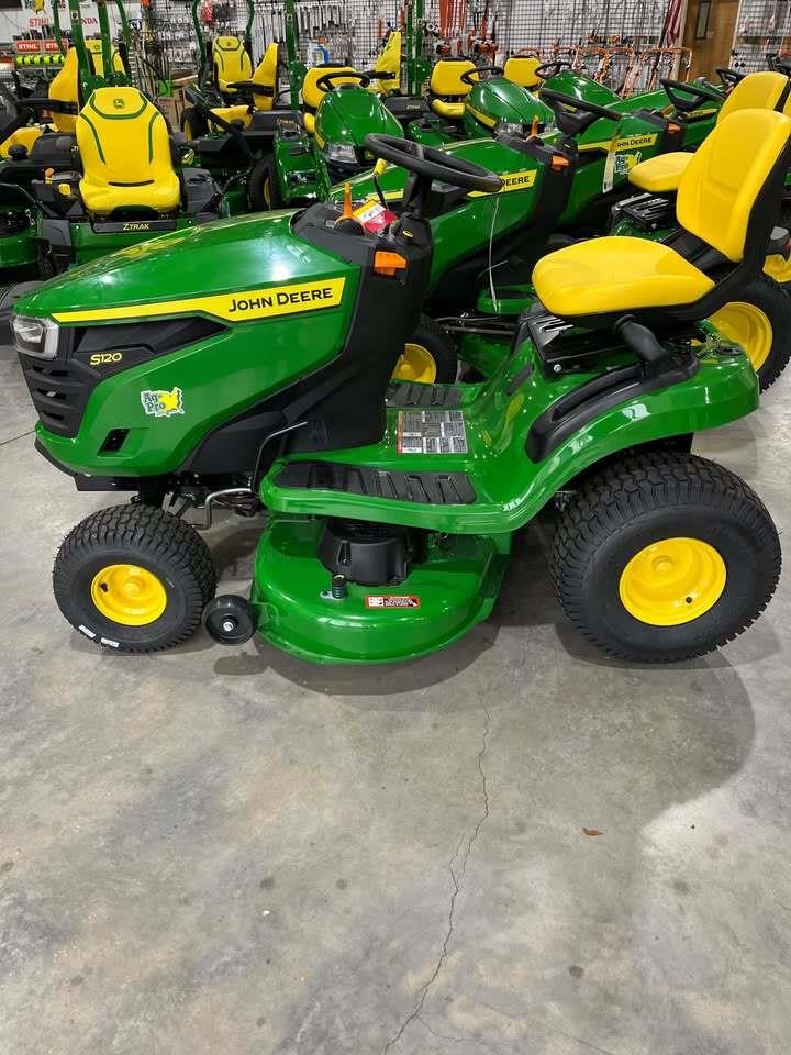 John Deere S120