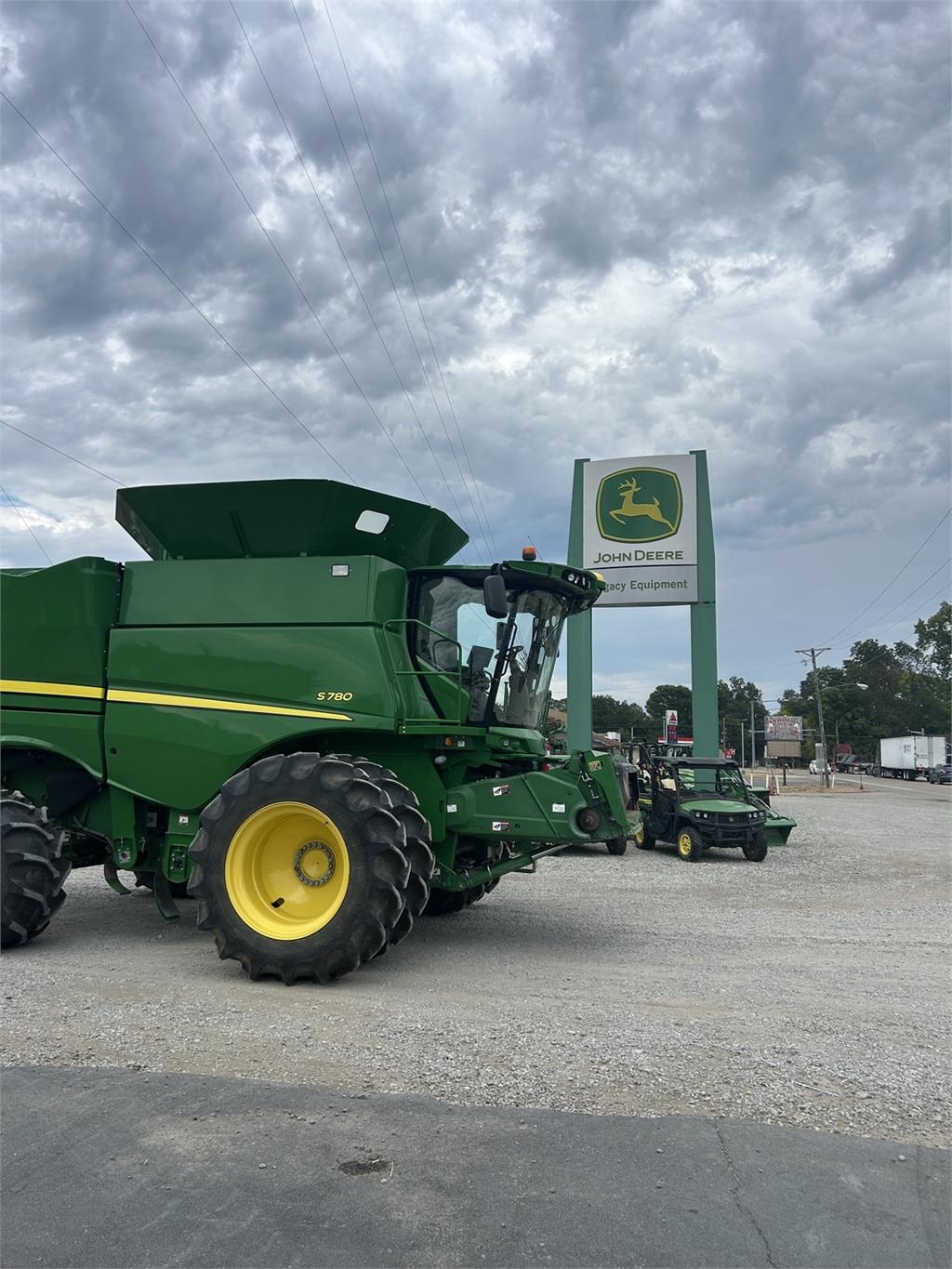 Moissonneuse-batteuse John Deere S780 — occasion 2019, 2 375 h