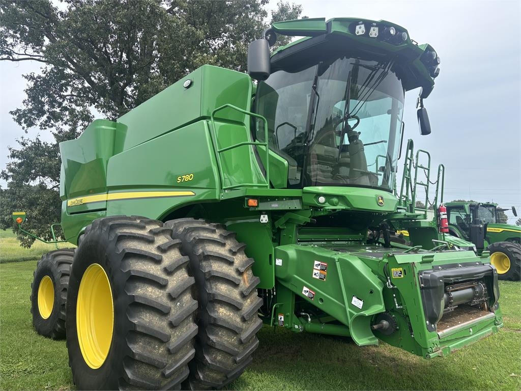 Moissonneuse-batteuse John Deere S780 — occasion 2023, 787 h