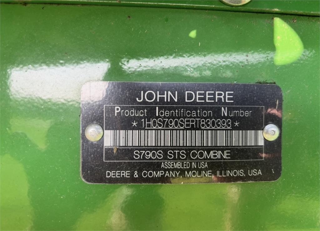 Moissonneuse-batteuse John Deere S790 — occasion 2024, 305 h