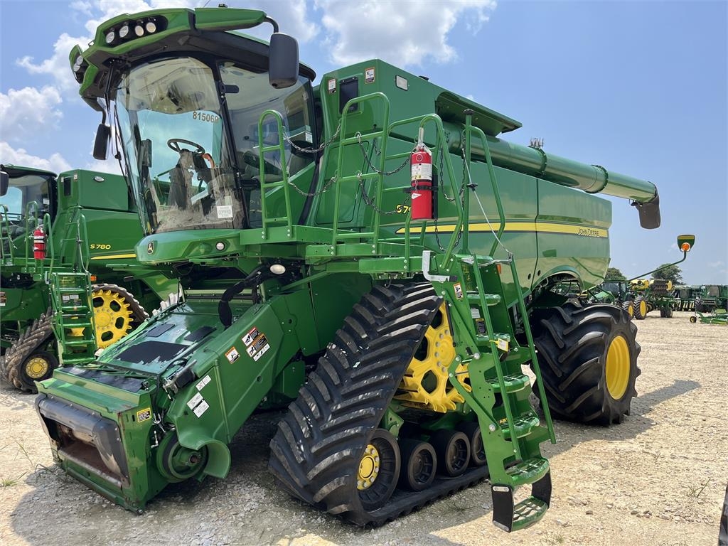 Moissonneuse-batteuse John Deere S790 — occasion 2021, 1 238 h