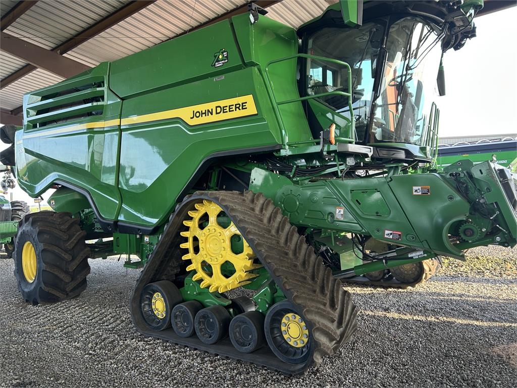 Moissonneuse-batteuse John Deere X9 1100 — occasion 2022, 1 333 h