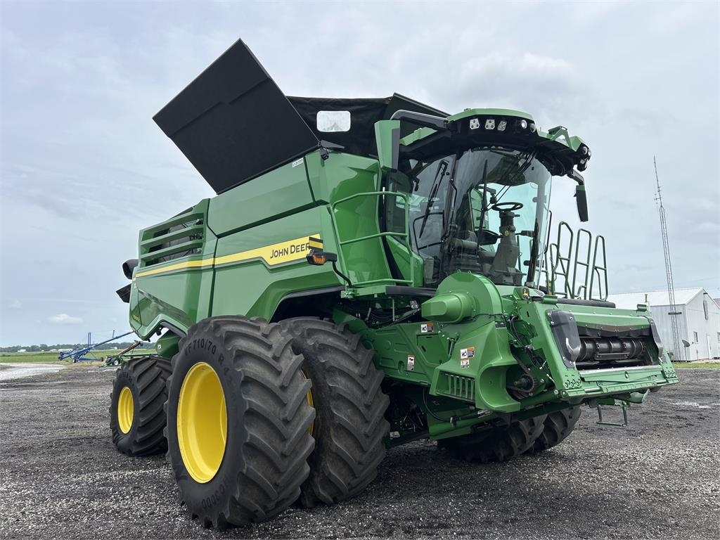 Moissonneuse-batteuse John Deere X9 1000 — occasion 2023, 963 h