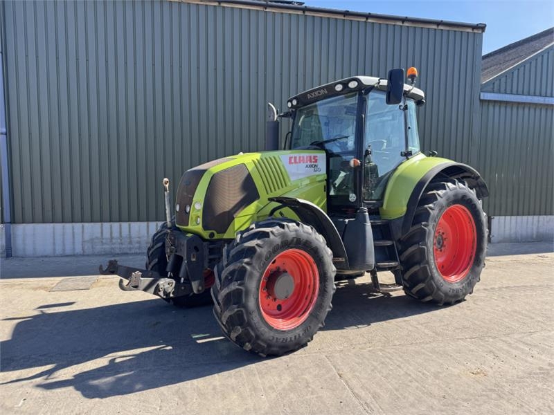 CLAAS Axion 810
