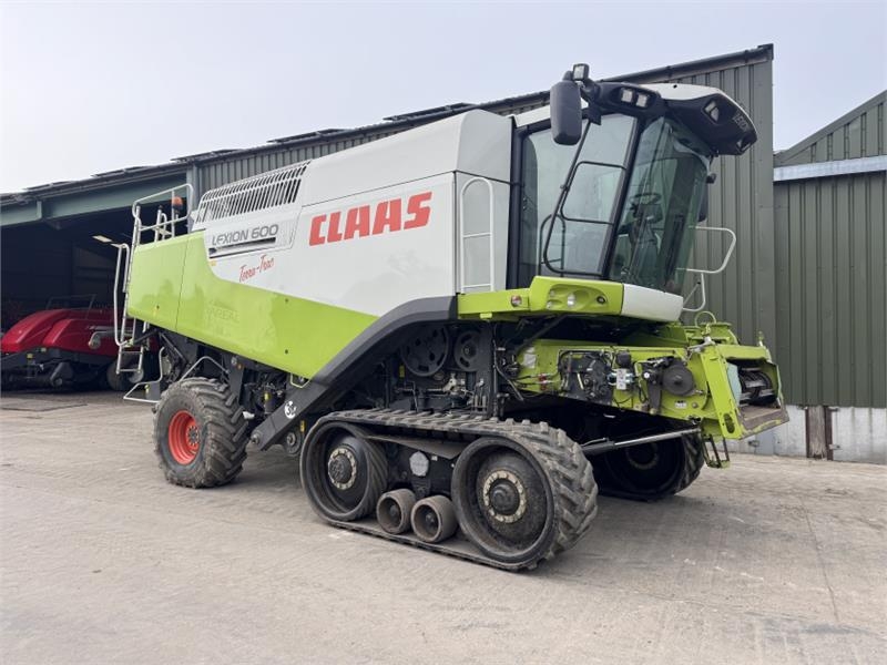 CLAAS Lexion 600TT c/w 35ft Vario Header