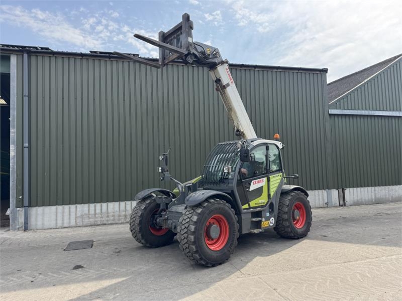 CLAAS Scorpion 7055 Variopower