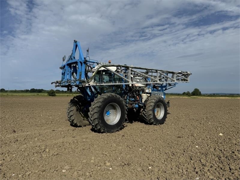 Matrot M44D 36m Self Propelled Sprayer