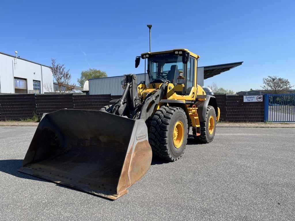 Chargeuse sur pneus Volvo L90H2 — occasion 2025, 919 h