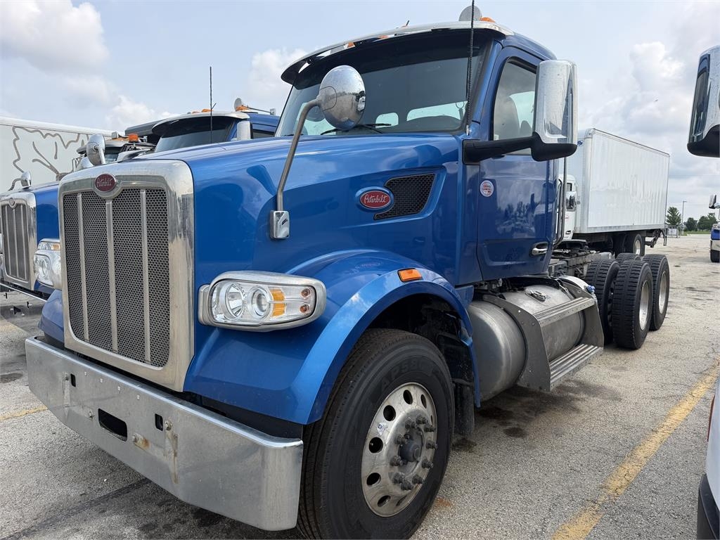 Peterbilt 567