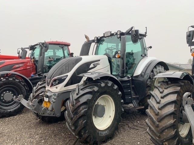T234V Valtra T 234 Versu med lavt time tal.