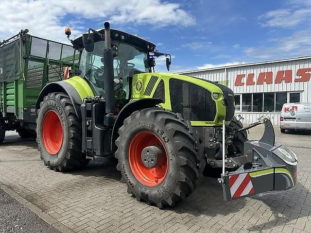 CLAAS AXION 930