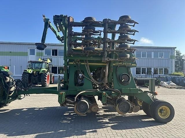 John Deere 750A