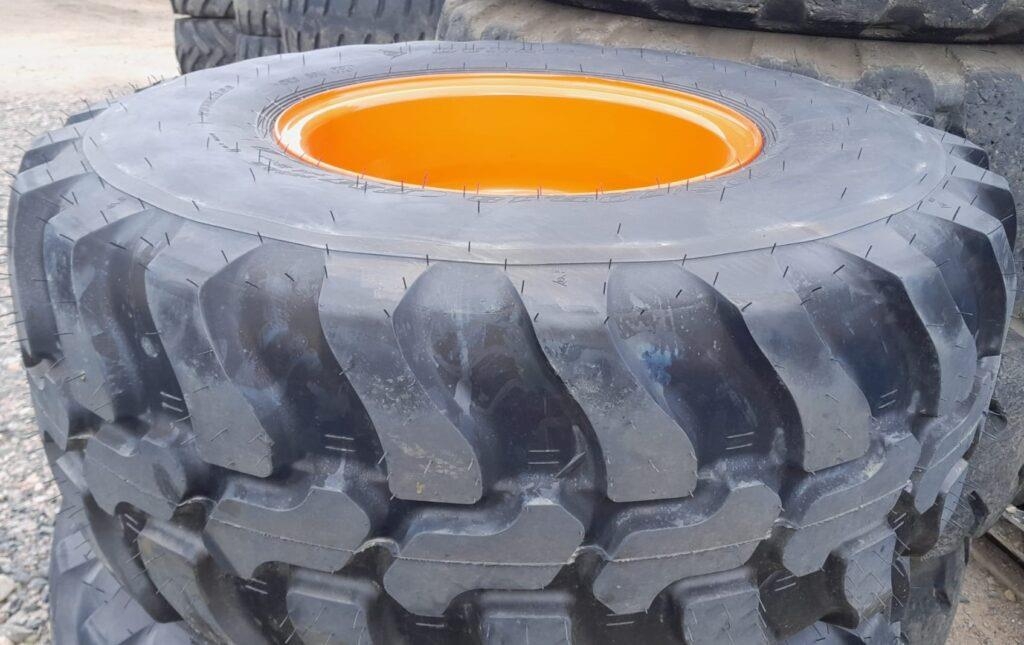 RENGASSARJA 405/70R18 VANTEINEEN