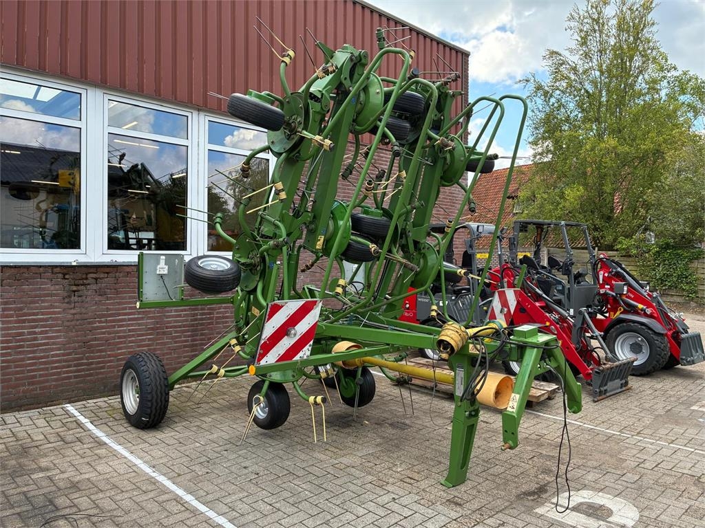 Krone KWT11.22/10 T Getrokken Cirkelschudder op Transpor