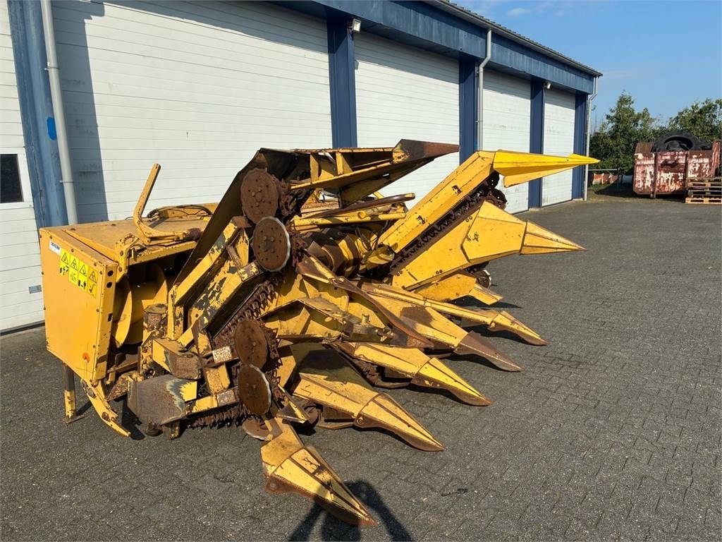 New Holland 300N8 Maisbek