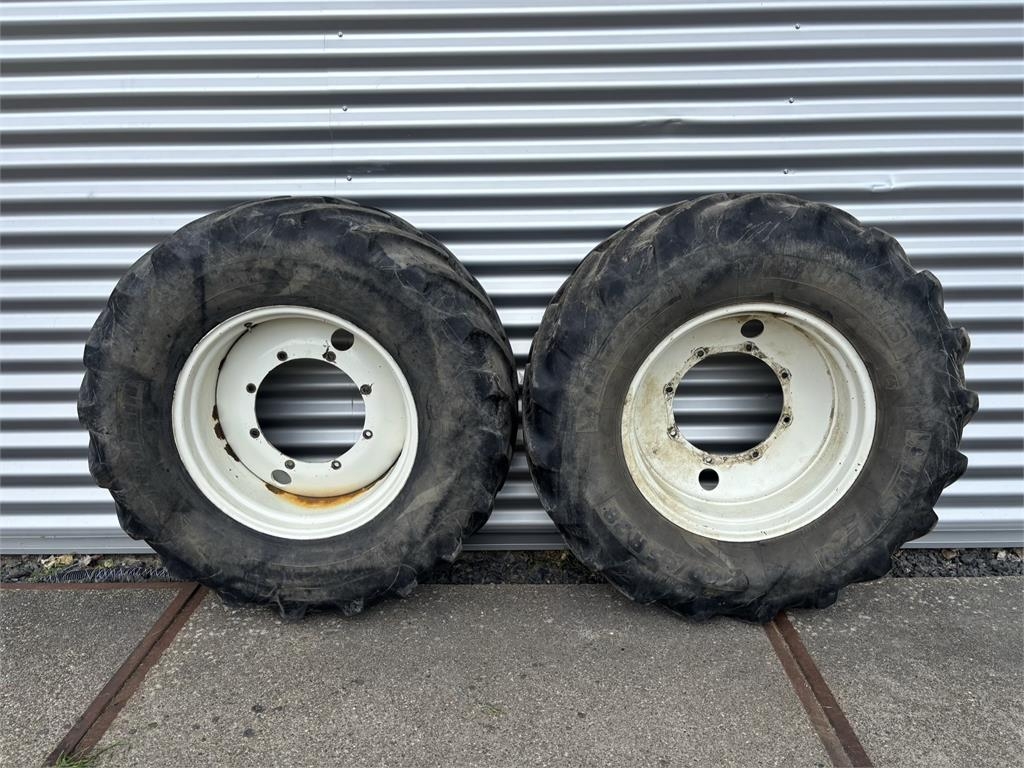 Set Michelin Banden 540/65R28 Multibib Vaste Velge