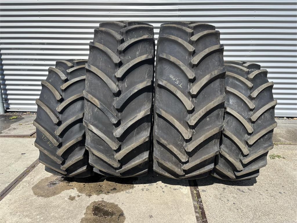 Set Mitas Banden 600/65R38 & 480/65R28 AC65 Vaste