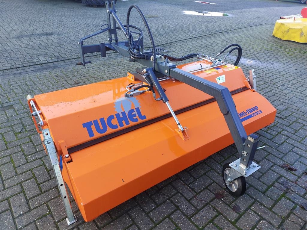 Tuchel Plus 590/200 Veegmachine