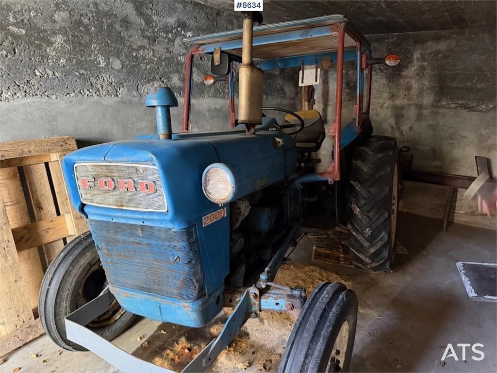 Ford 2000