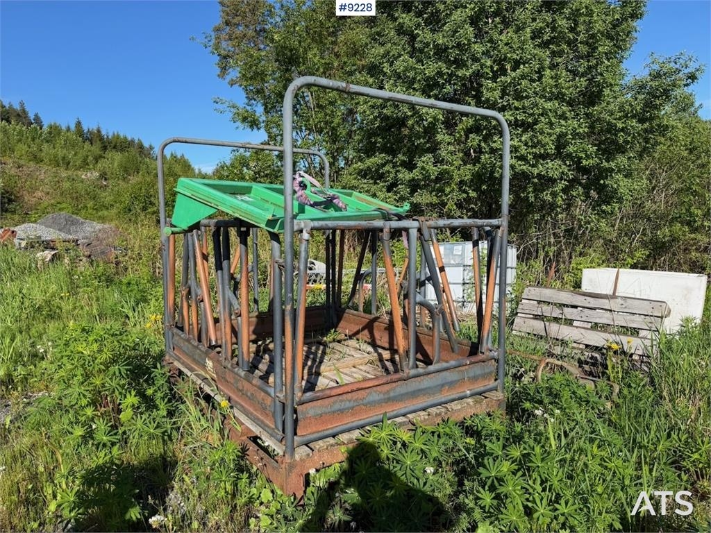 Forhekk med fangfront