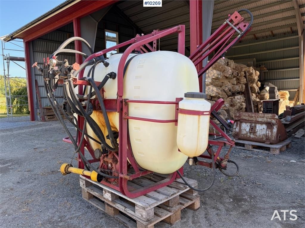 Hardi 800 liters tank