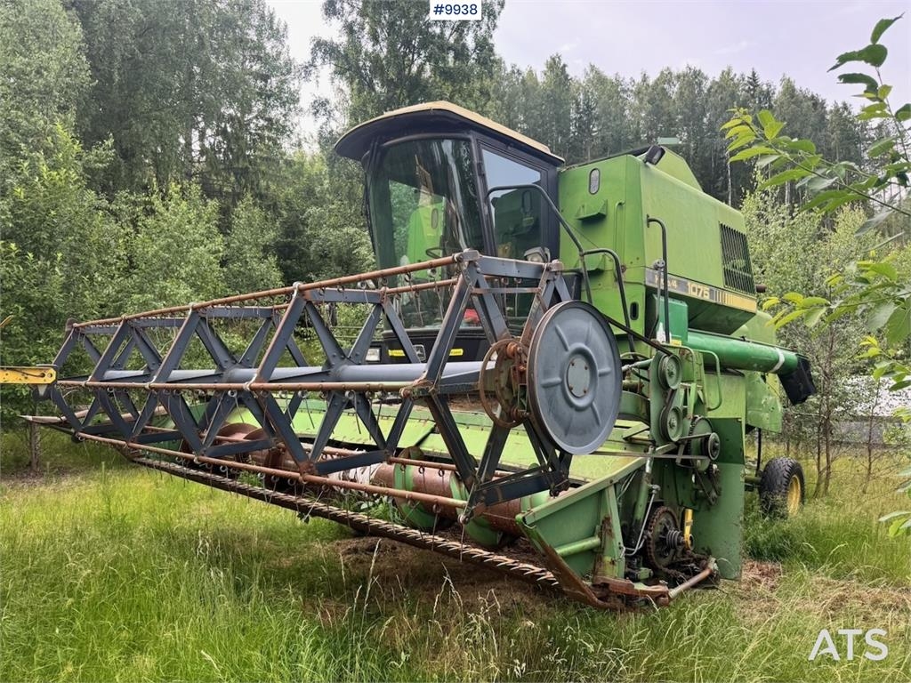 John Deere 1075 H4 Tresker