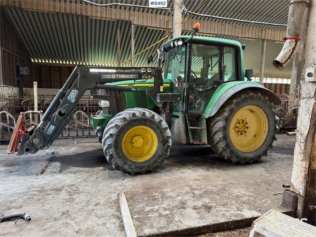 John Deere 6420
