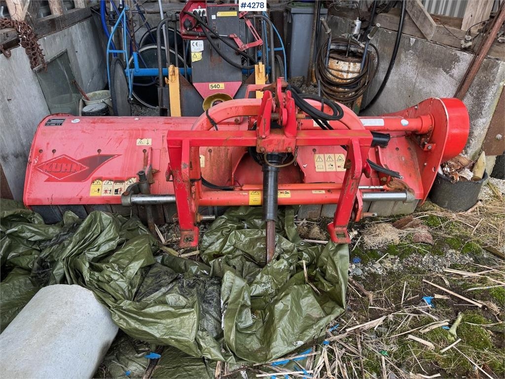 Kuhn BKE 210