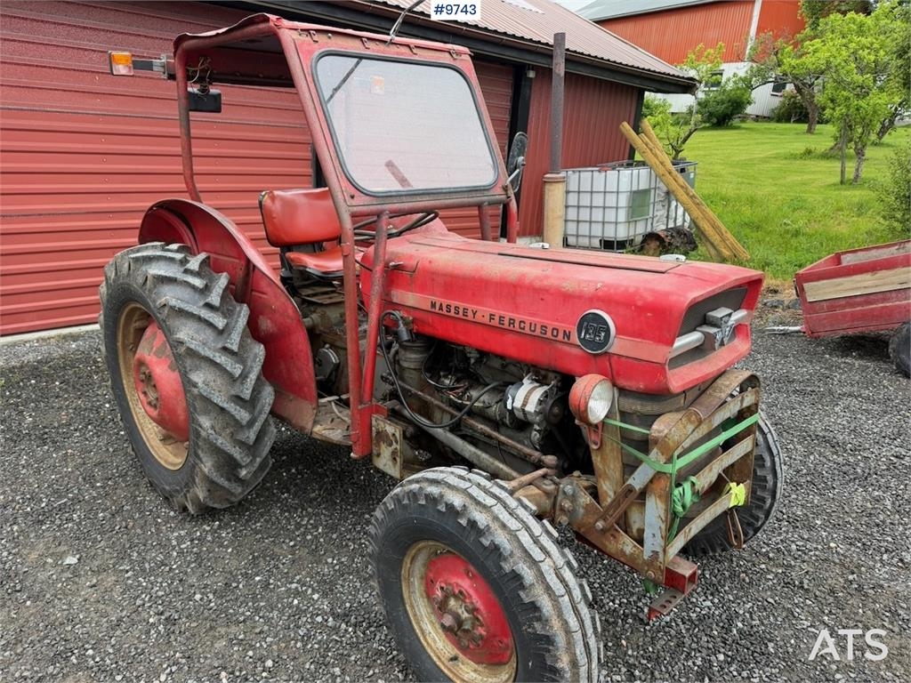 Massey Ferguson 135