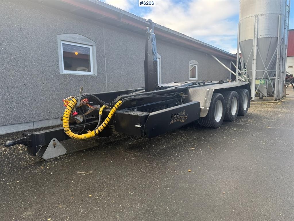 Mcm 3 akslet traktor-containerhenger m/ krok